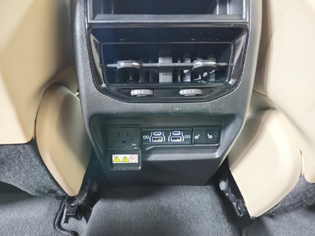 Used 2024 White Jeep Limited image 36