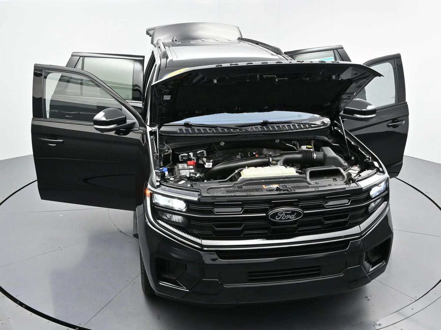 Used 2025 Black Ford Platinum image 58