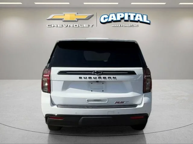 Used 2024 Summit White Chevrolet RST image 4
