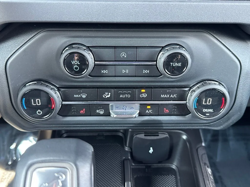 Used 2025 Gray Ford Big Bend image 17