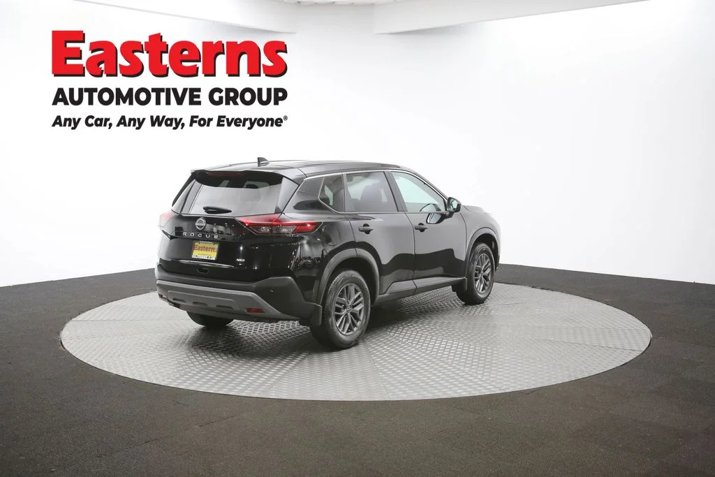 Used 2023 Black Nissan S image 39