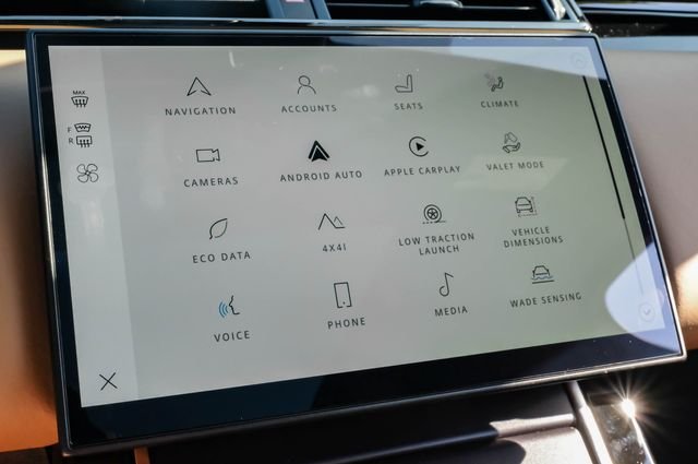 New 2026 Santorini Black Land Rover Autobiography image 32