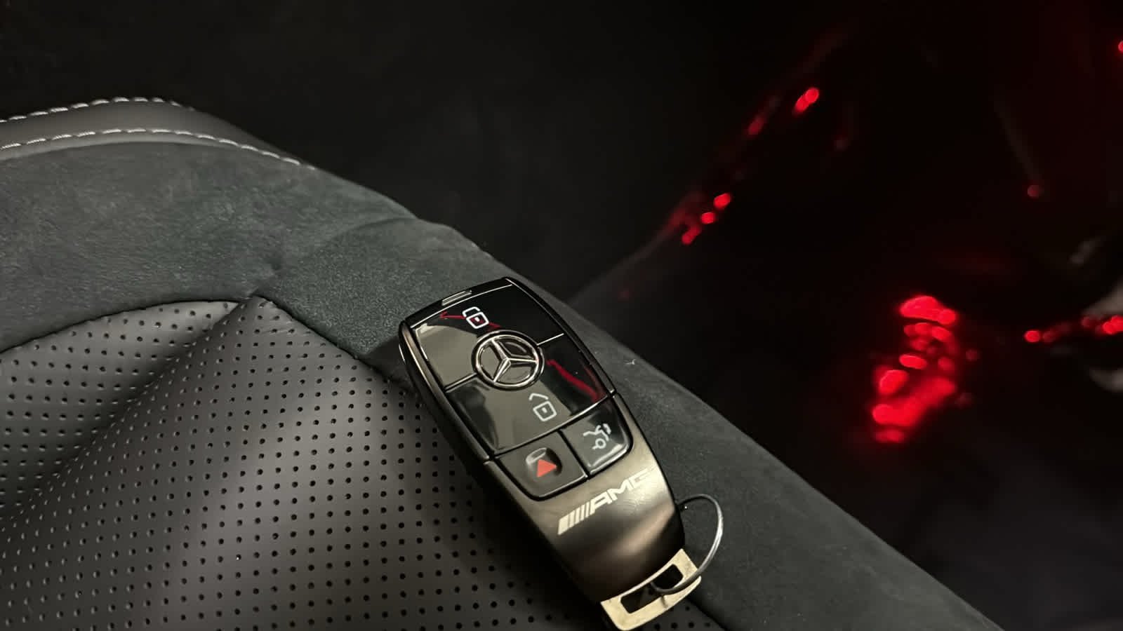 New 2026 Cirrus Silver Metallic Mercedes-Benz AMG® GLE 53 image 35