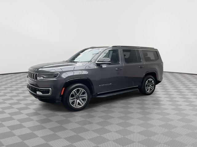 Used 2023 Baltic Gray Metallic Clearcoat Jeep  image 39