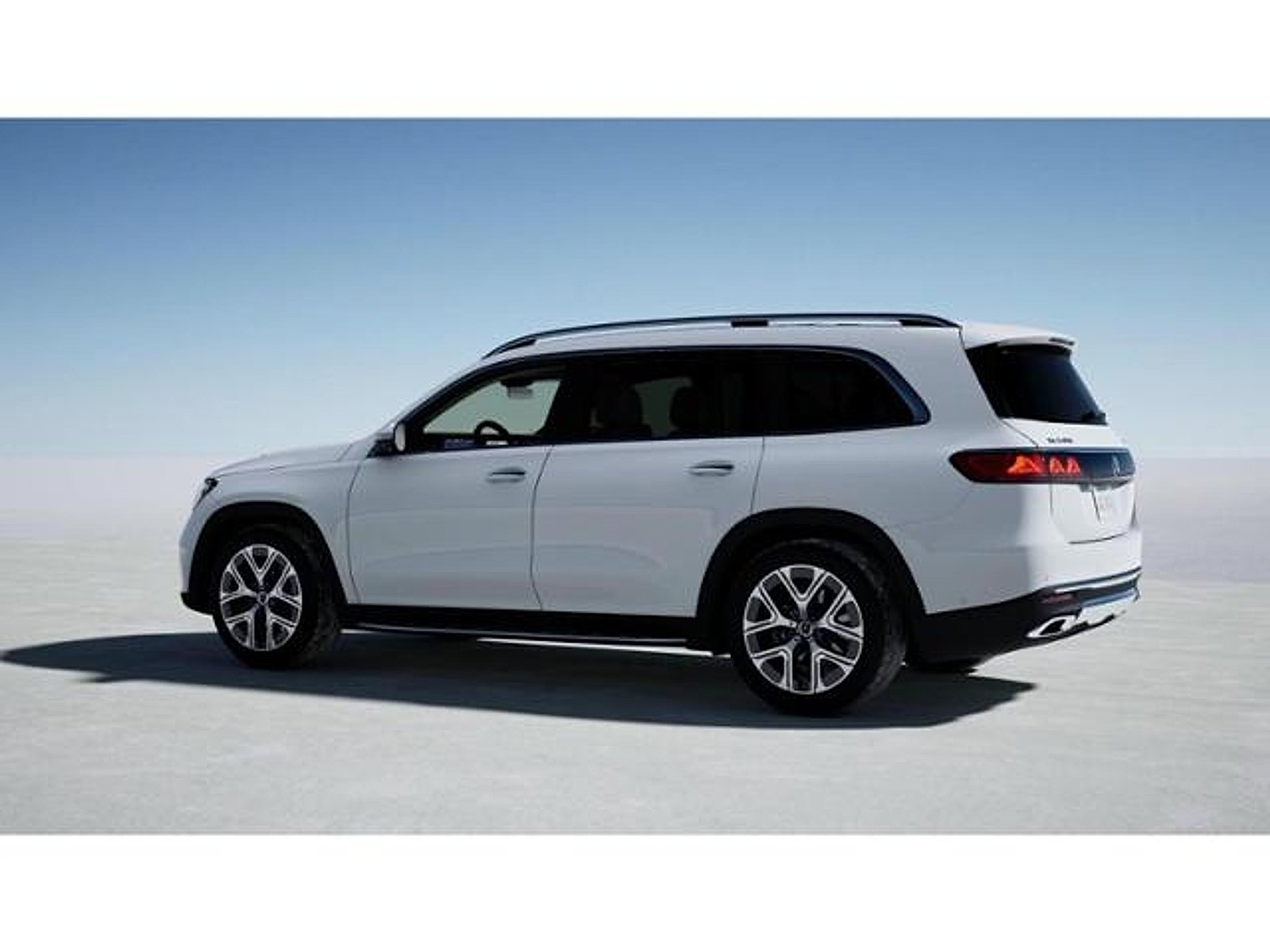 New 2027 Polar White Mercedes-Benz GLS 450 image 59