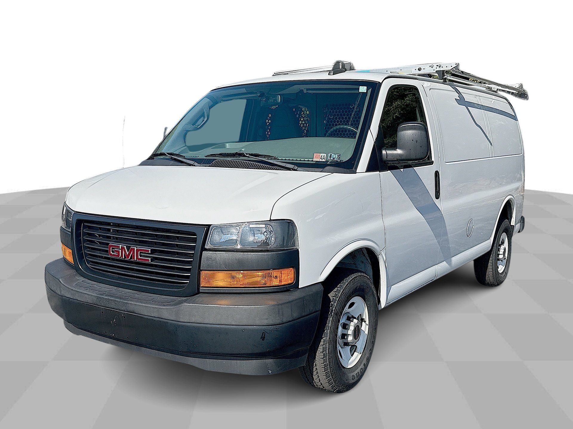 2020 GMC Savana 3500's photo