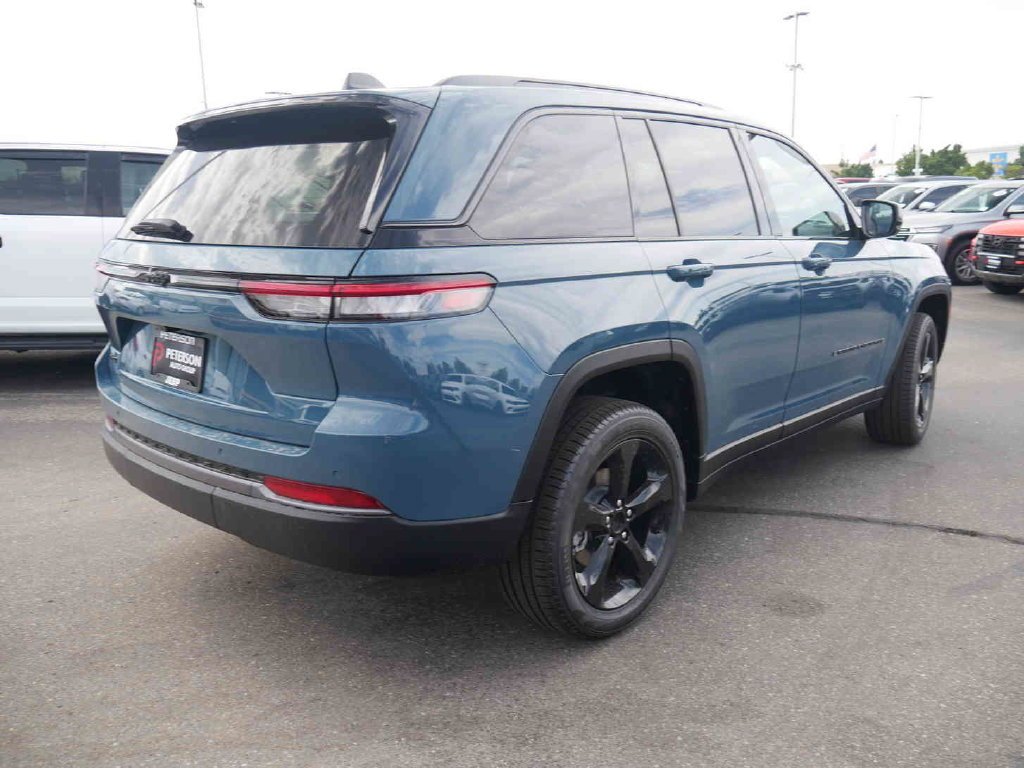 New 2026 Steel Blue Exterior Paint Jeep Limited image 18
