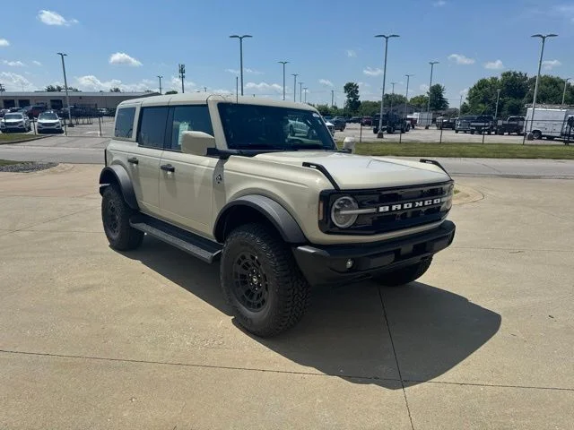 New 2026 Desert Sand Ford Outer Banks® image 28
