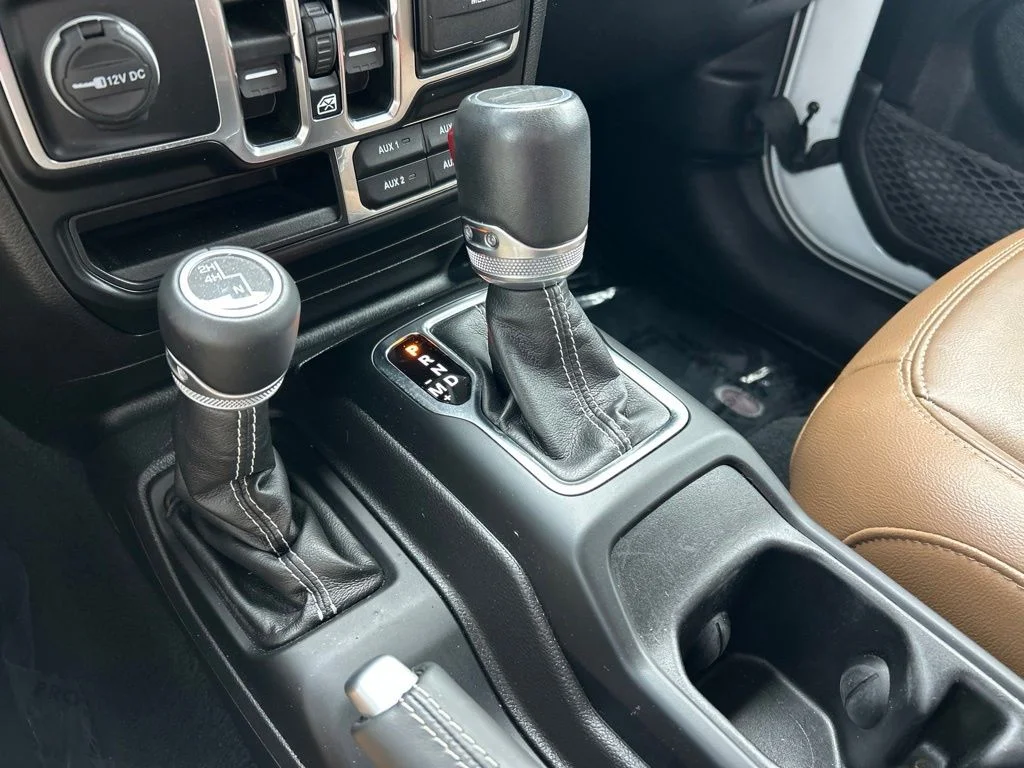 Used 2022 Bright White Clearcoat Jeep Overland image 34