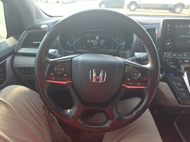 Used 2018 Gray Honda Elite image 16