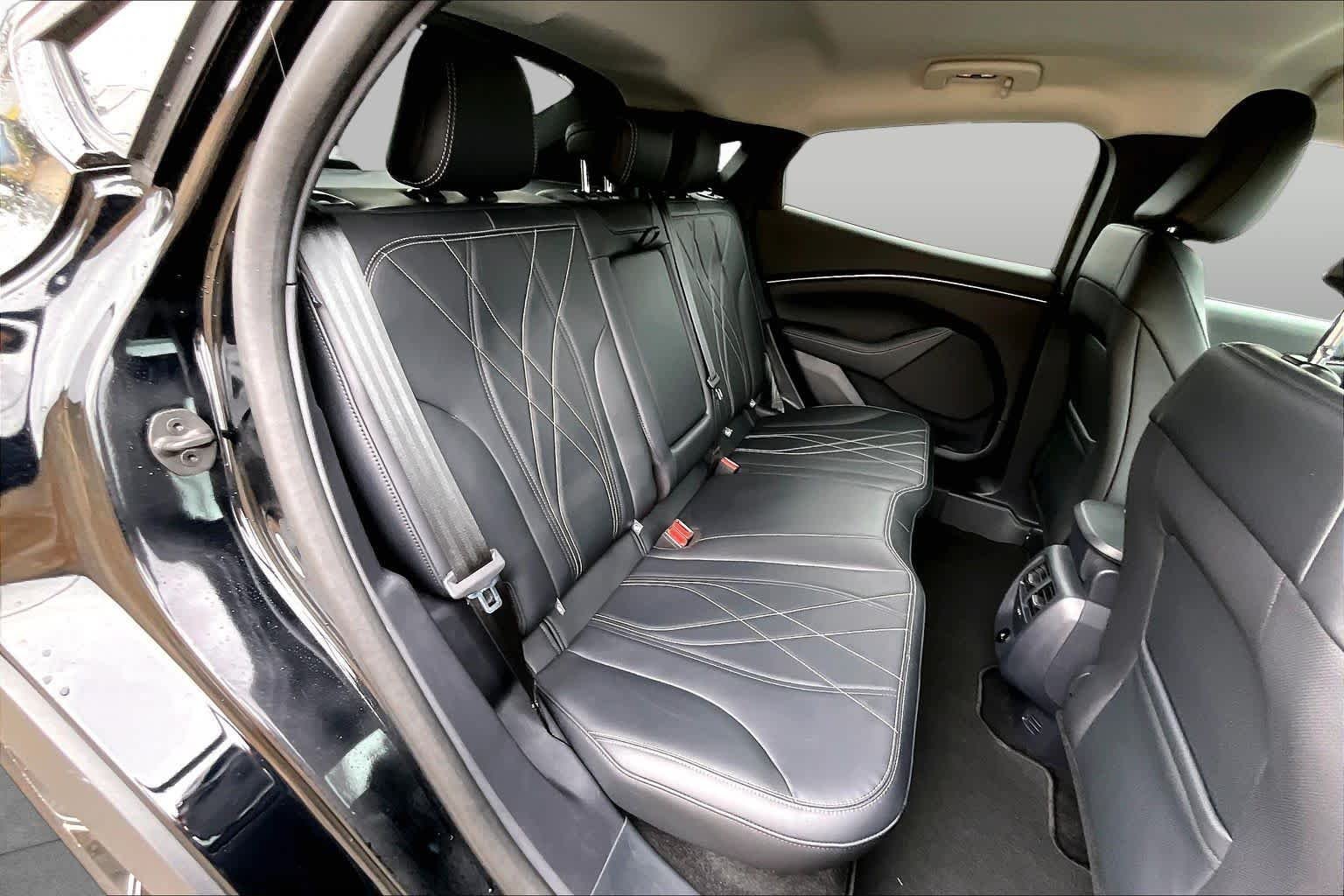 Used 2025 Shadow Black Ford Select image 19