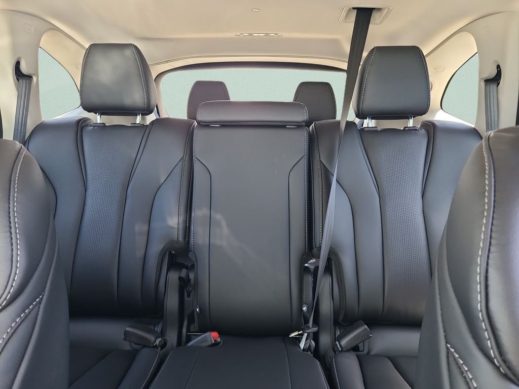 New 2026 Platinum White Pearl Acura Technology Package image 10