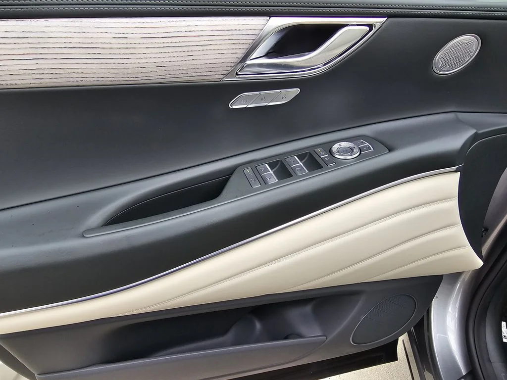 New 2027 Blue Genesis 2.5T Select image 16
