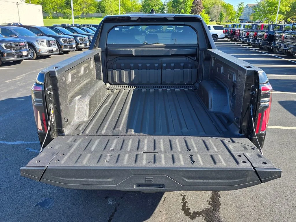 New 2025 Onyx Black GMC Extended Range Denali image 29