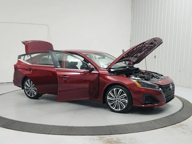 New 2026 Red Nissan 2.5 SV image 9
