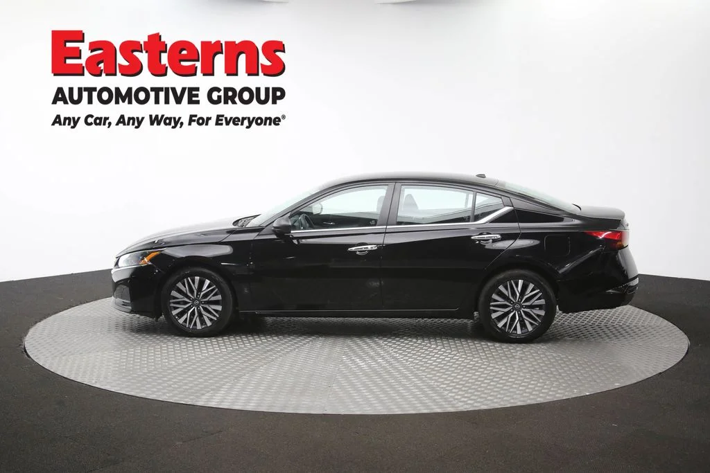 Used 2024 Black Nissan 2.5 SV image 60