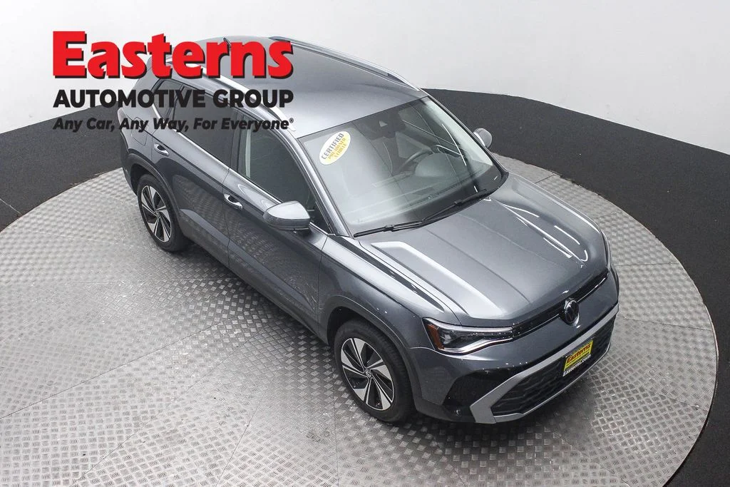 Used 2025 Gray Volkswagen 1.5T SE image 3
