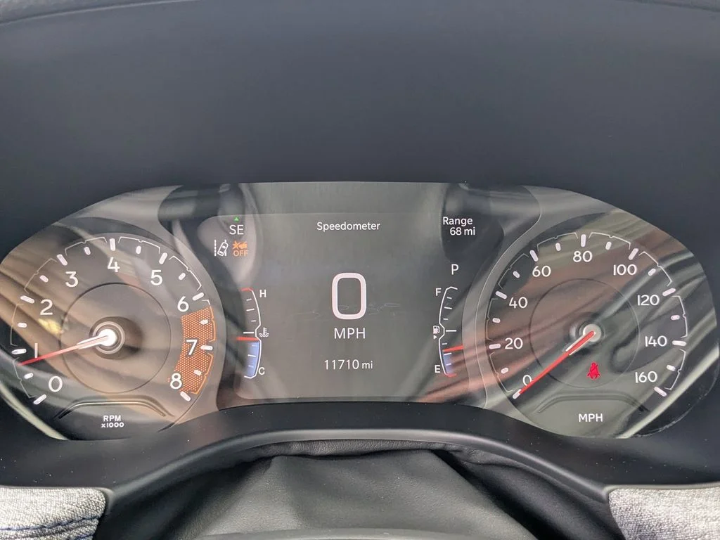 Used 2025 Black Jeep Latitude image 25