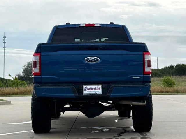 Used 2023 Blue Ford Lariat image 7