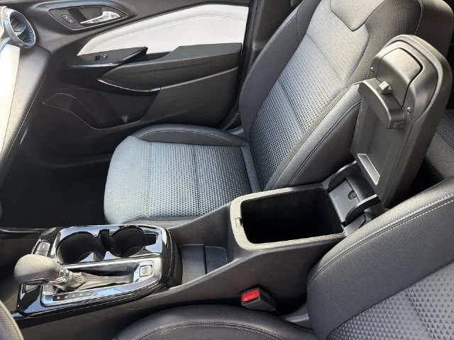 Used 2026 White Chevrolet LT image 29