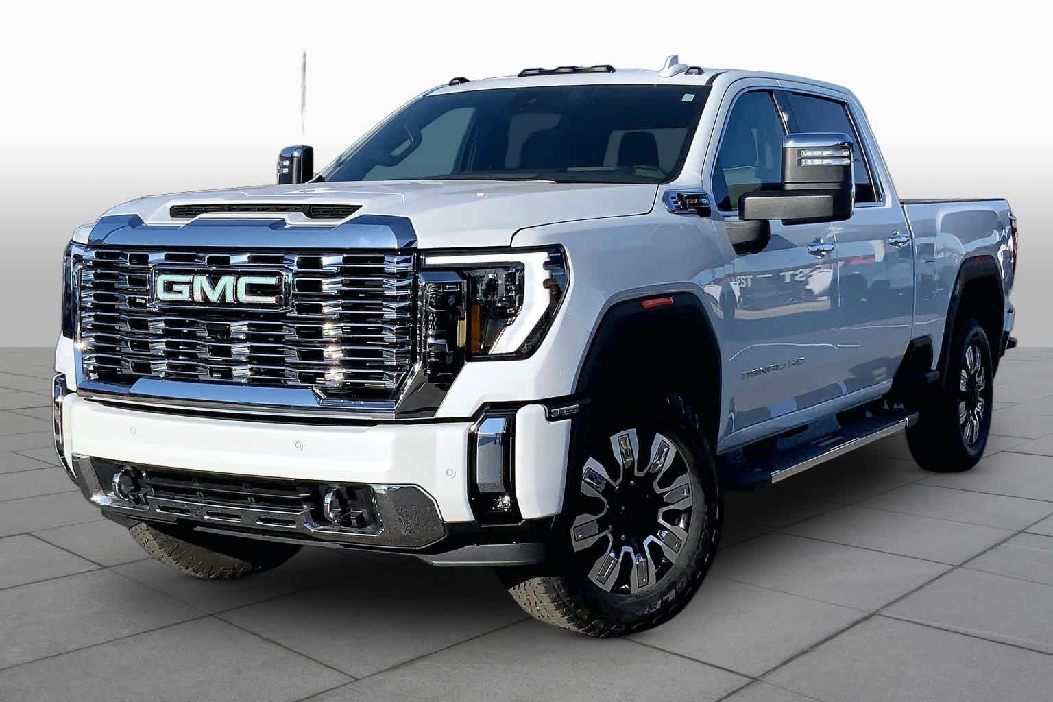 Certified Used 2026 Glacier White Tricoat GMC Denali image 2