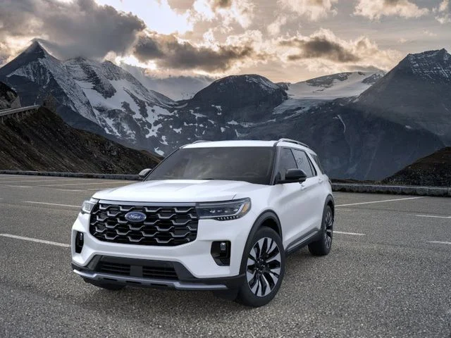 New 2026 White Ford Platinum image 2