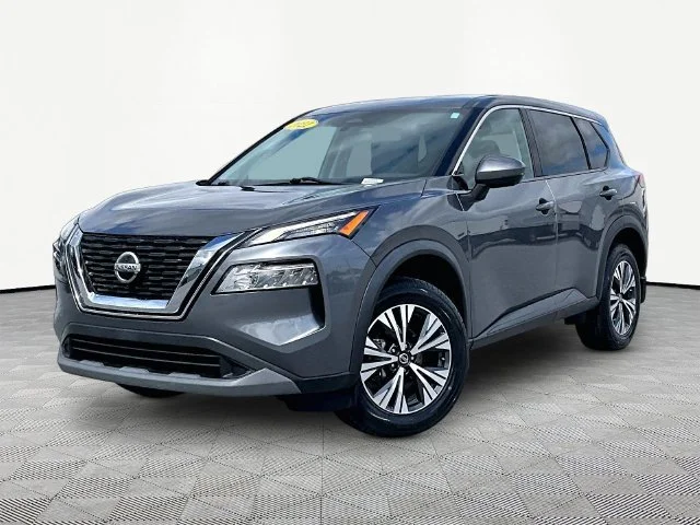 Used 2021 Gun Metallic Nissan SV image 3
