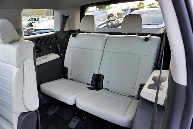 Used 2024 Green Hyundai Calligraphy image 20