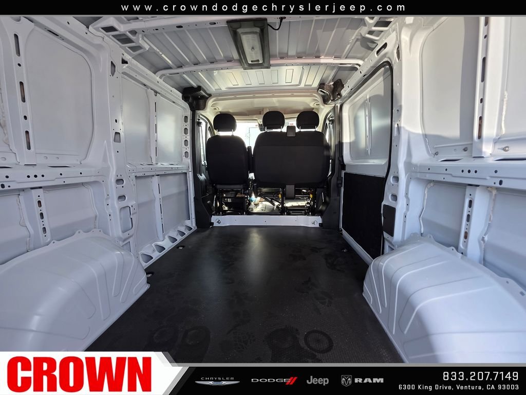 New 2026 Bright White Clear-Coat Exterior Paint RAM Low Roof image 19