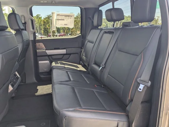2026 Ford F-350 Super Duty Lariat - Photo 16