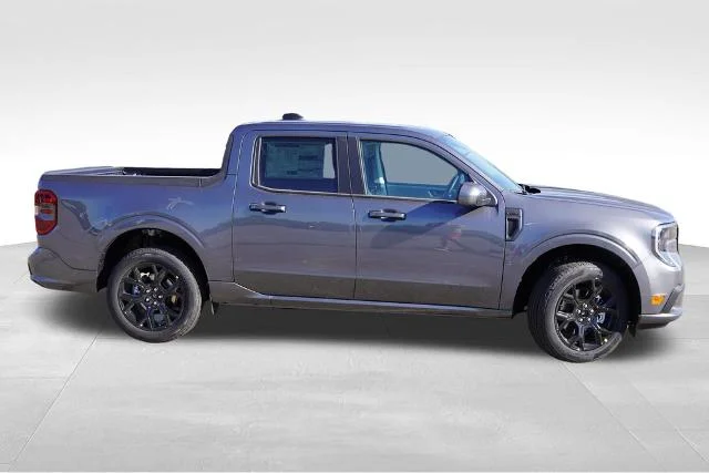 New 2026 Carbonized Gray Metallic Ford Lobo™ image 2