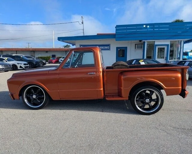 Used 1969  CHEVROLET  image 4
