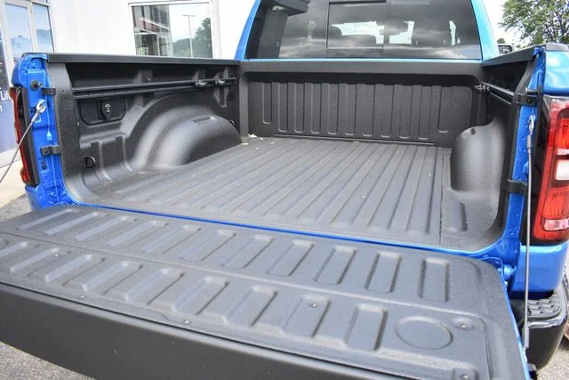 New 2026 Hydro Blue Pearl-Coat Exterior Paint RAM Laramie image 21
