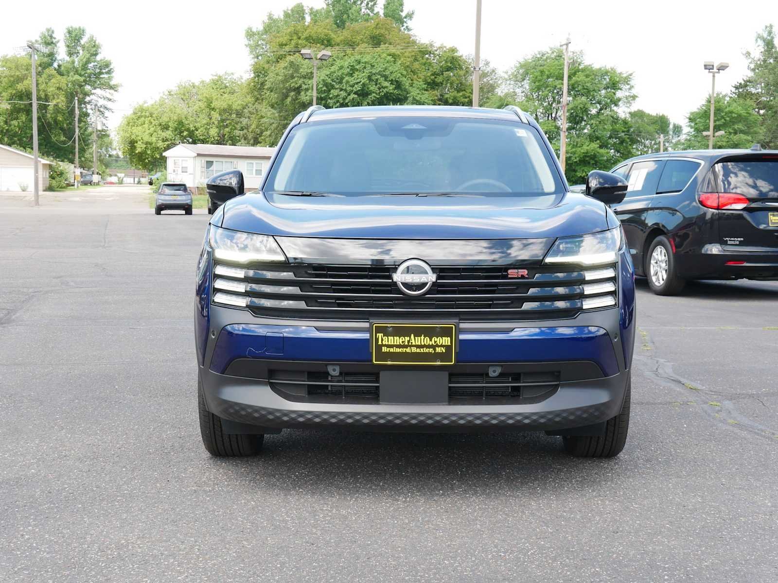 New 2026 Deep Blue Pearl Nissan SR image 2