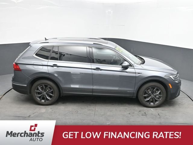 Used 2023 White Volkswagen 2.0T SE image 30