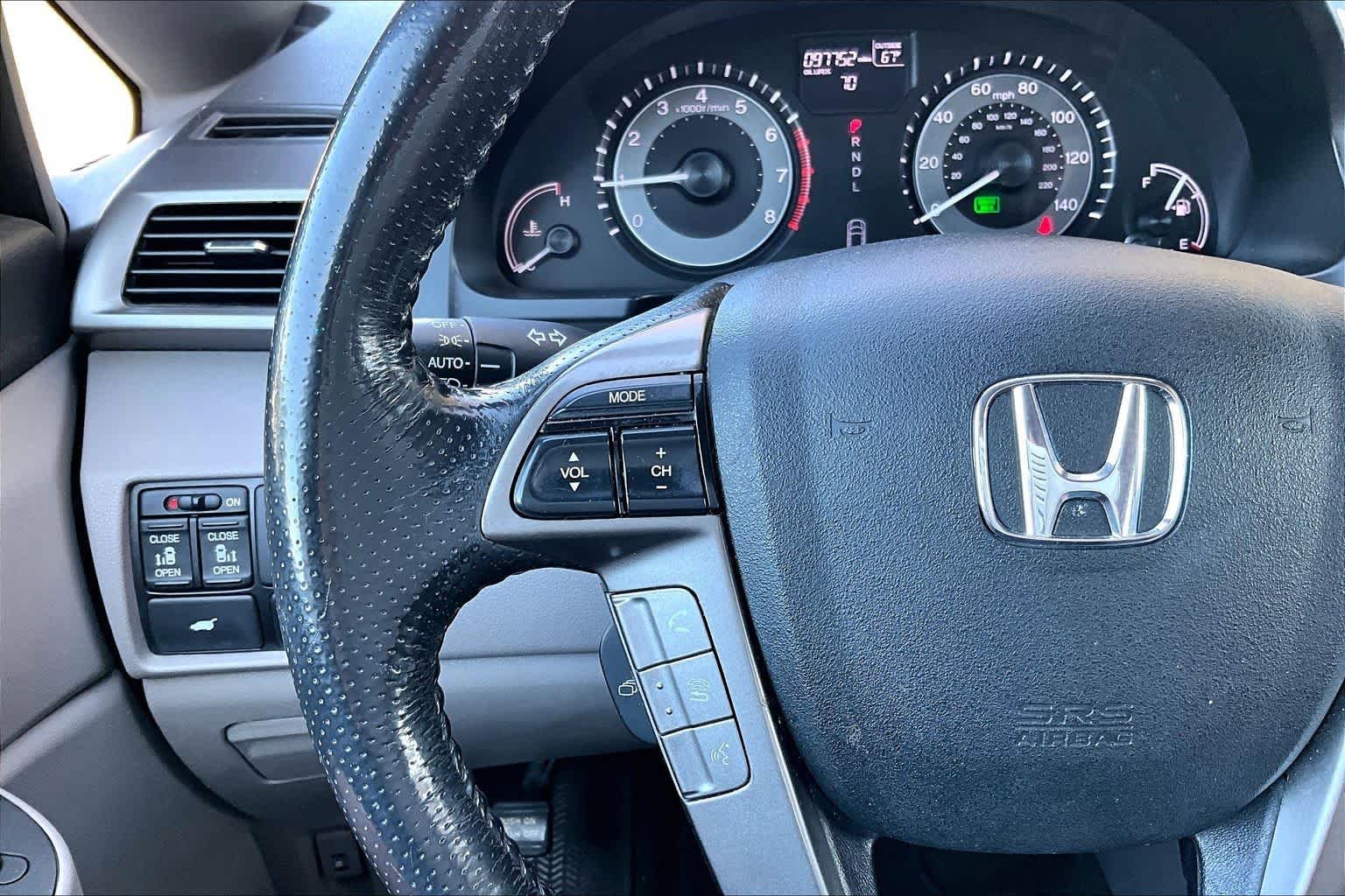Used 2016 Obsidian Blue Pearl Honda EX-L image 23