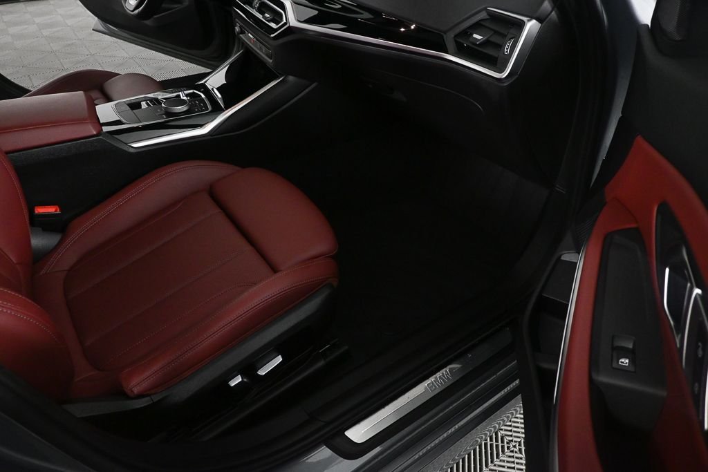 Used 2023 Gray BMW 330i image 19