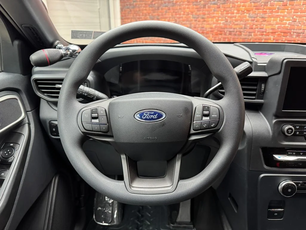 New 2026 Black Ford Base image 16