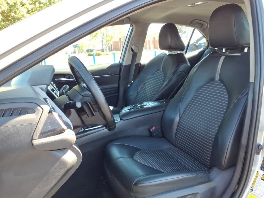 Used 2020 Toyota Camry SE with VIN 4T1G11AKXLU333512 for sale in Sanford, NC