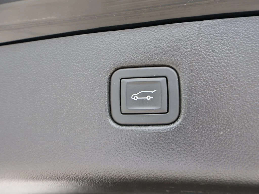 Used 2025 Black Chevrolet RS image 16