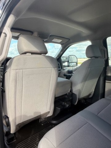 Used 2021 Black Ford XL image 18