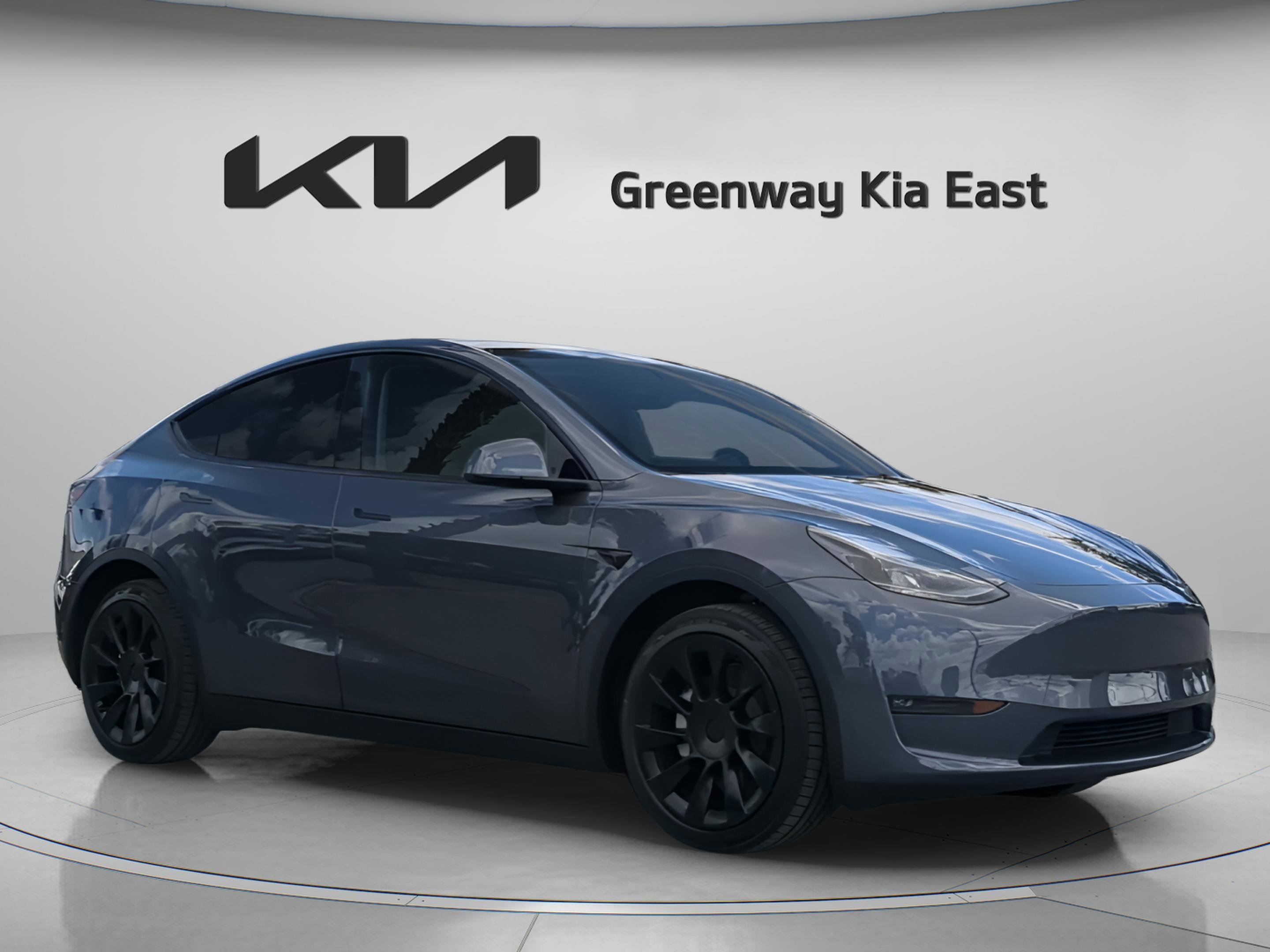Used 2024 Tesla Model Y Long Range with VIN 7SAYGDEE6RA215679 for sale in Orlando, FL