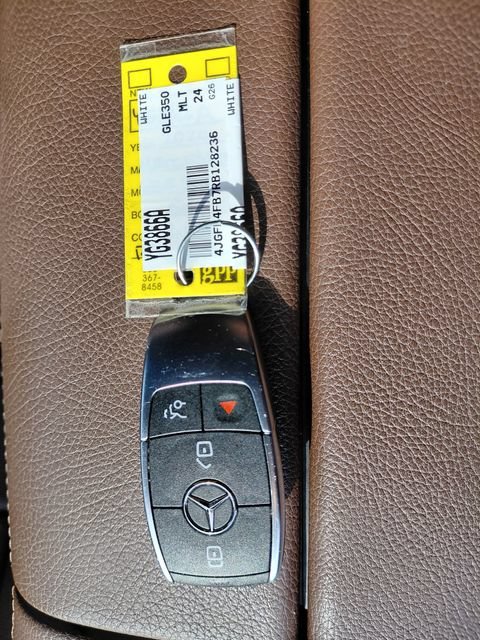 Used 2024 White Mercedes-Benz GLE 350 image 34