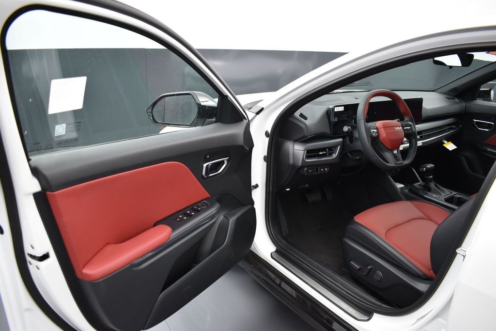 New 2026 Snow White Pearl Kia GT-Line image 5