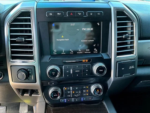 Used 2017 Black Ford Platinum image 8
