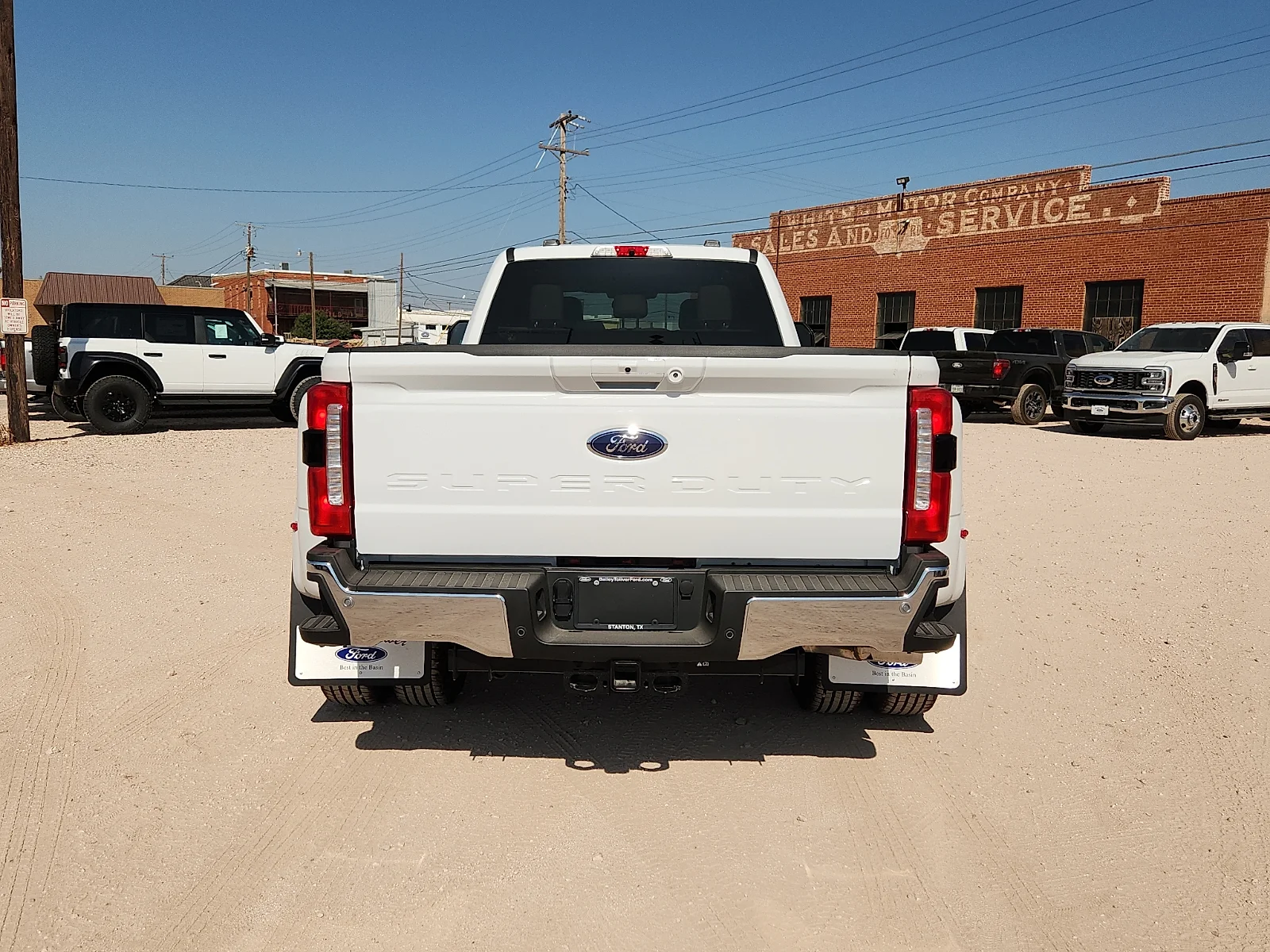 New 2026 Oxford White Ford Lariat image 6