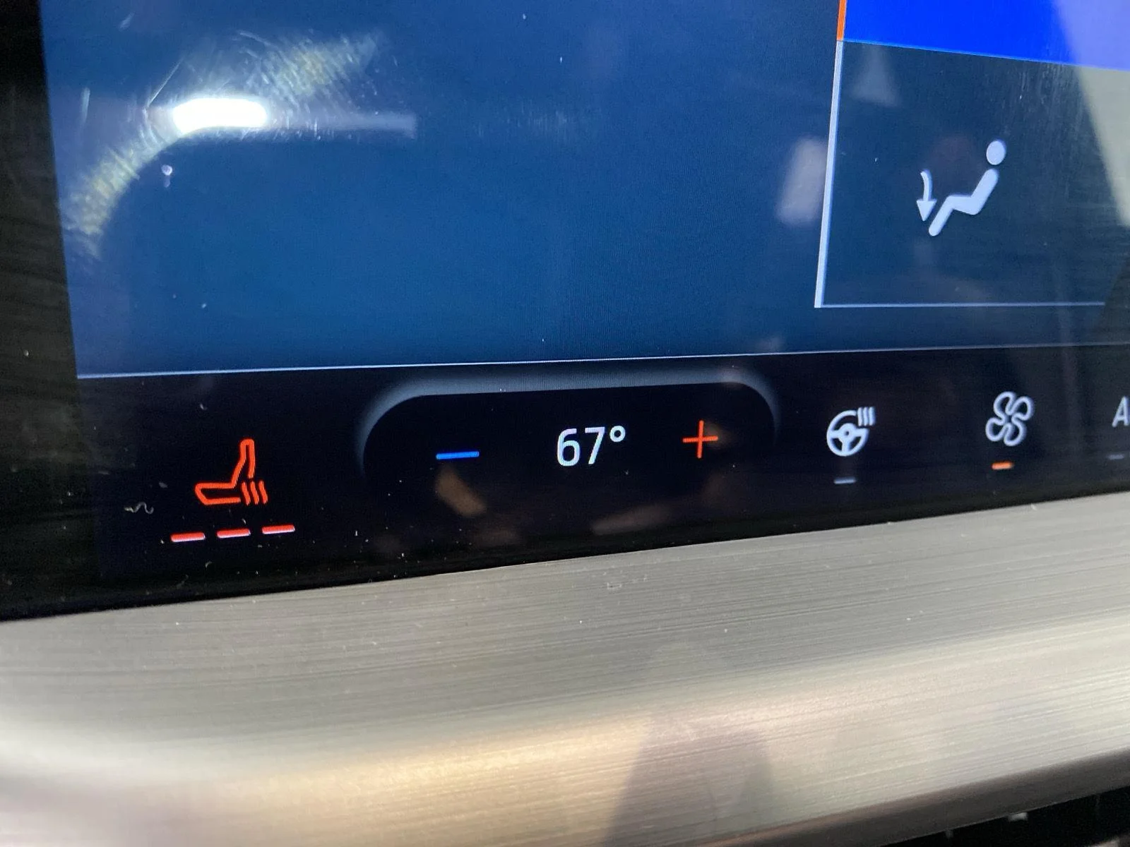 Used 2023 Vapor Blue Ford Platinum image 24