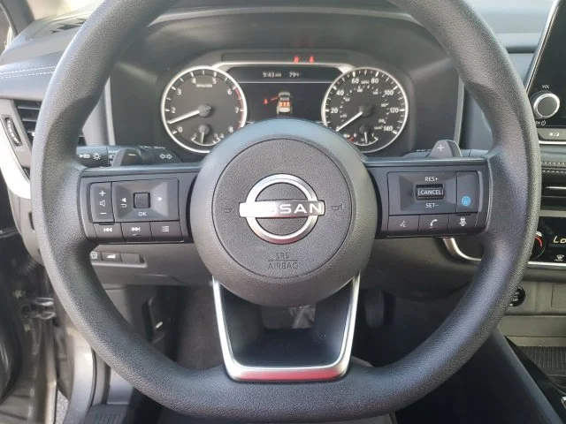 Used 2024 Gray Nissan SV image 17