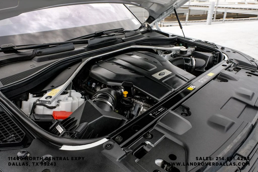 Certified Used 2023 Fuji White Land Rover SE image 60