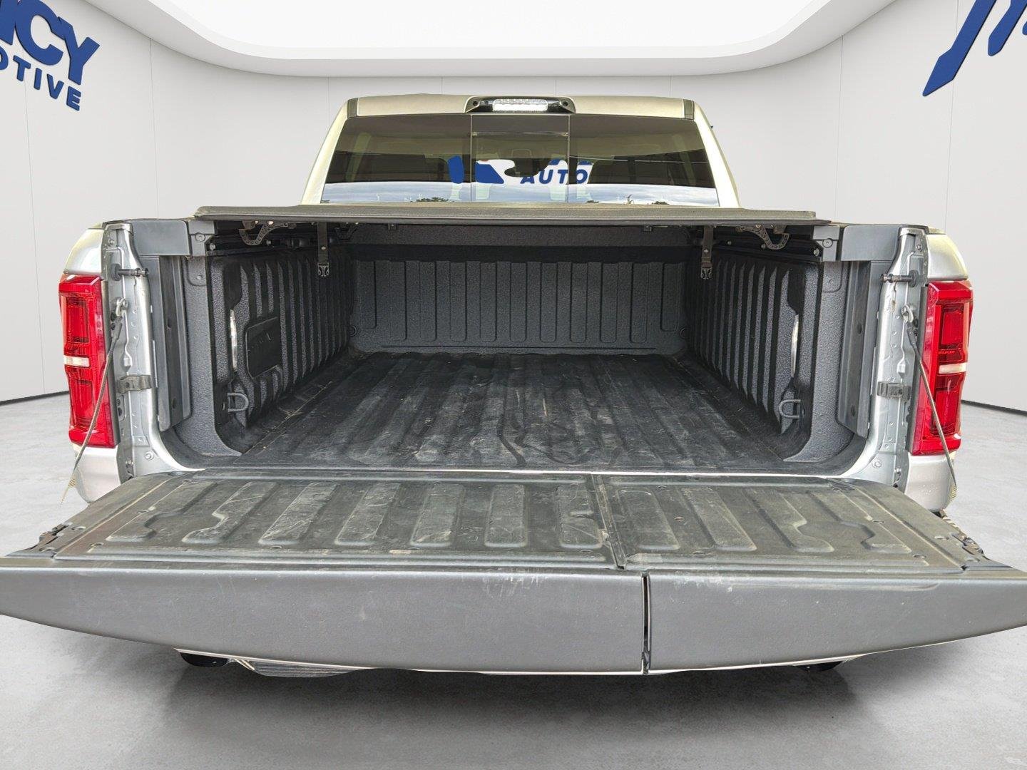 Used 2025 Billet Silver Metallic Clearcoat Ram Tungsten image 12